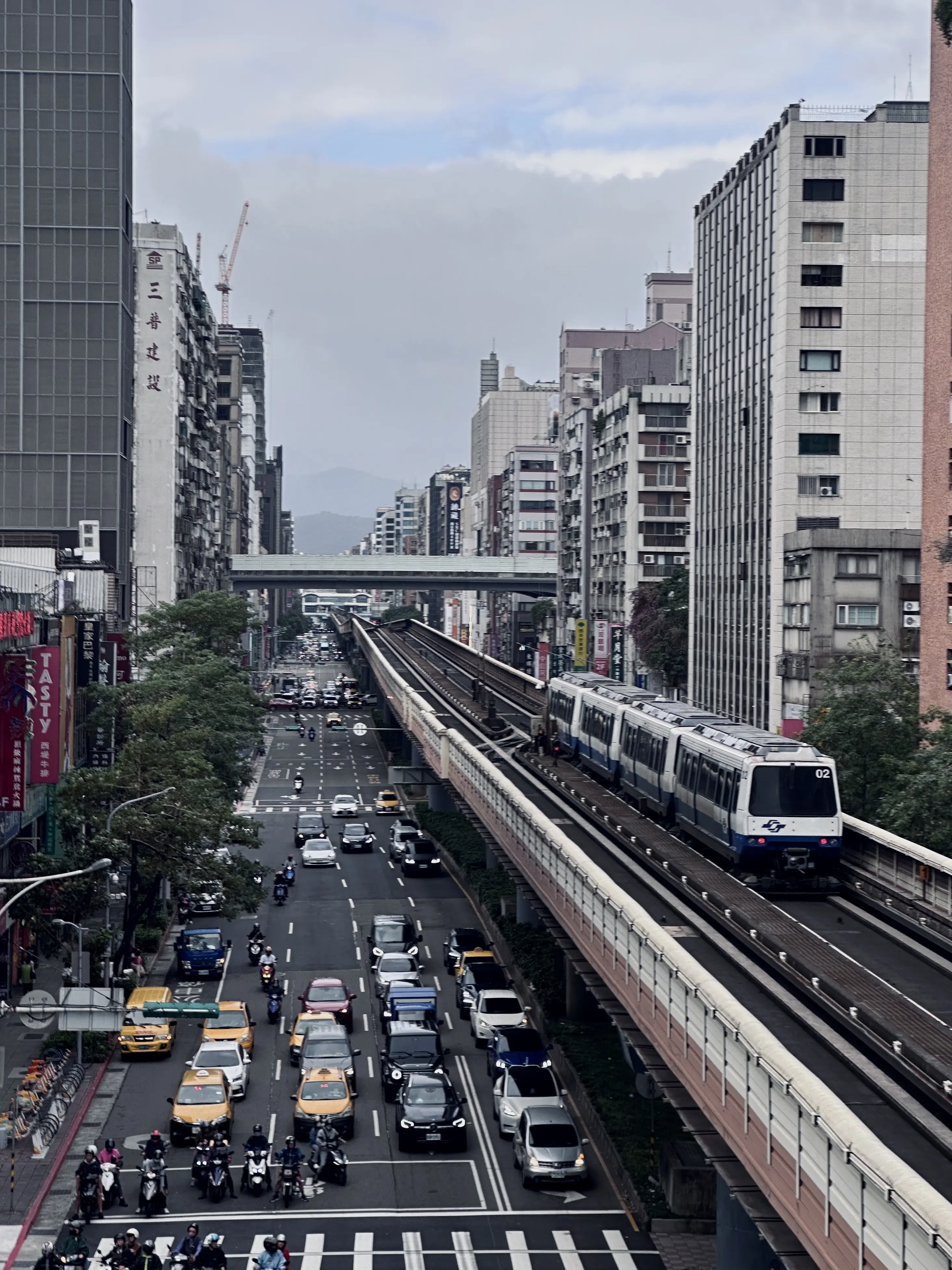 2024. 11. 07., 忠孝復興.